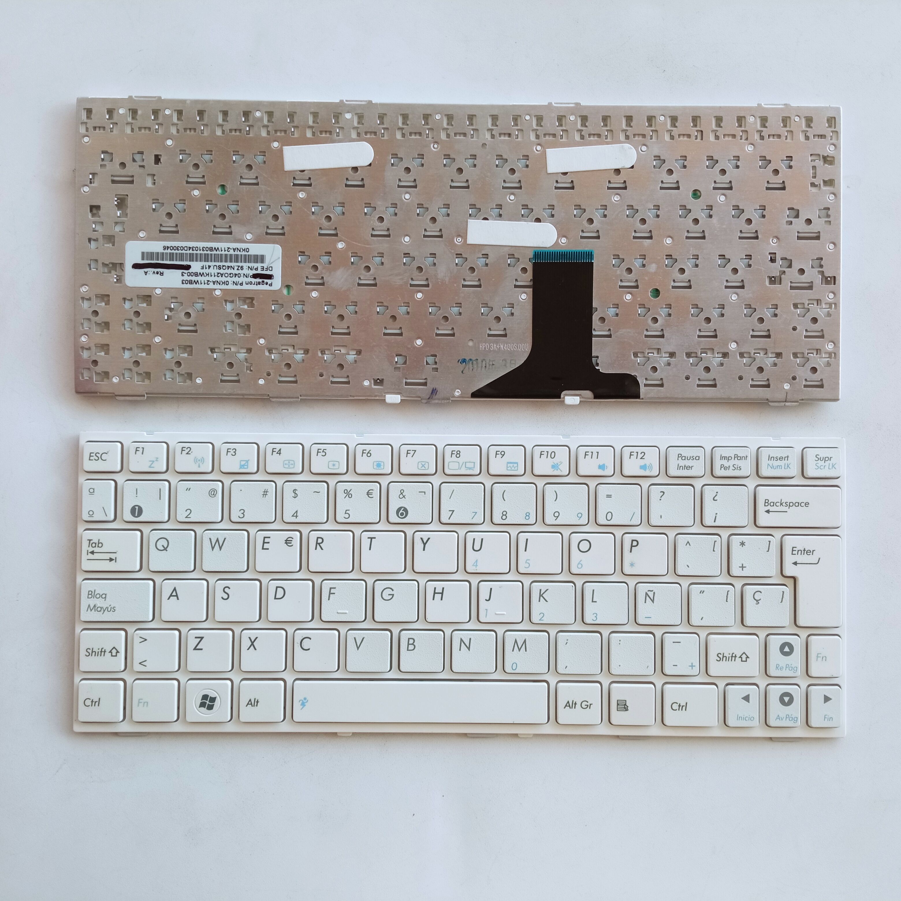 Picture of New Replacement Laptop Keyboard For ASUS 1005/1005PEB WHITE FRAME BLACK SP Layout